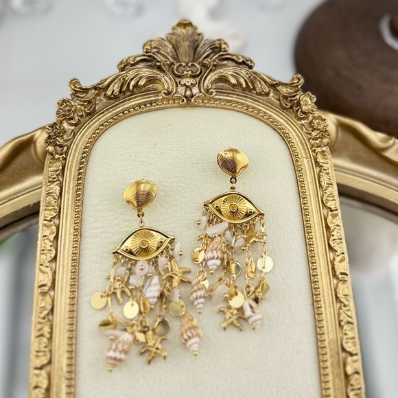 Gold Shell & Pearl Dangle Earrings – Baroque Ocean-Inspired Statement Jewelry - Picture 10 of 11